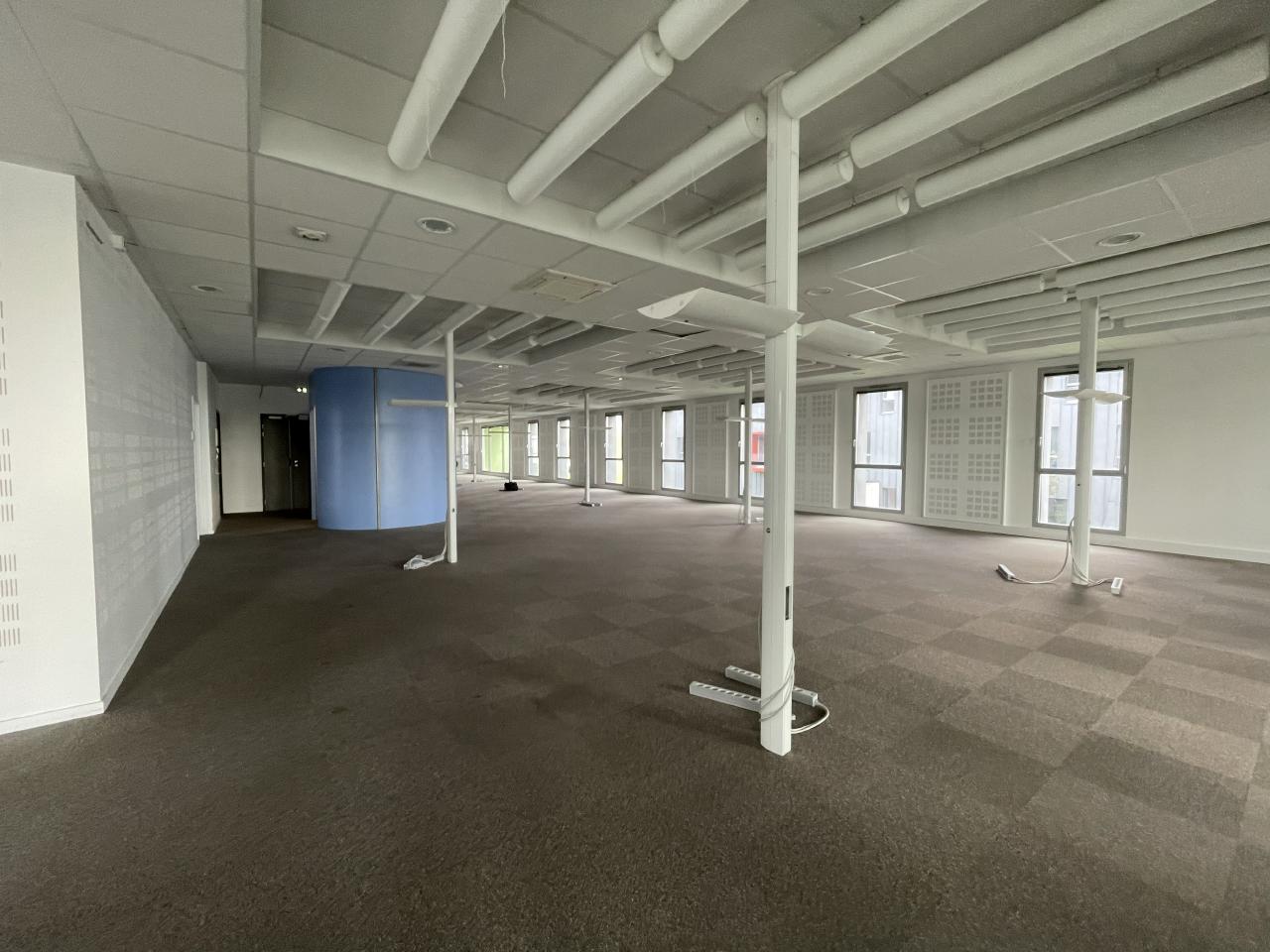 Bureau Saint-Herblain 633m² Location bureau Saint-Herblain Loire-Atlantique OLBUR2317001 3